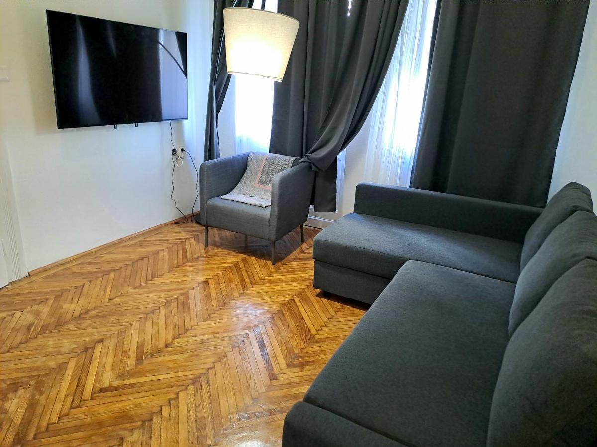 Apartment Emerald *